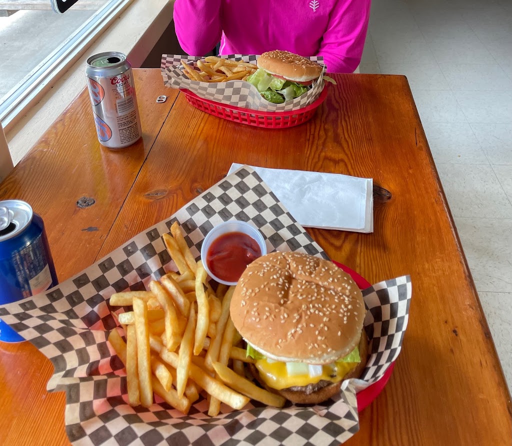 Deadwood Country Market & Tavern | restaurant | 14699 OR-36, Deadwood, OR 97430, USA | 5419643059 OR +1 541-964-3059