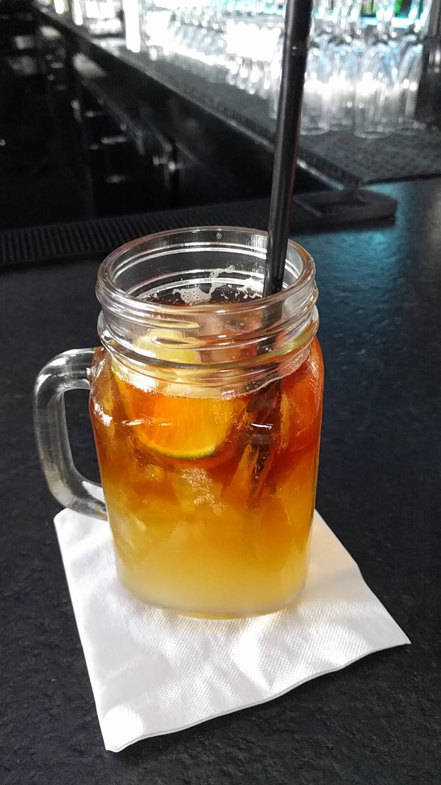 Southside Tavern Restaurant in Braintree | restaurant | 941 Washington St, Braintree, MA 02184, USA | 7818480511 OR +1 781-848-0511