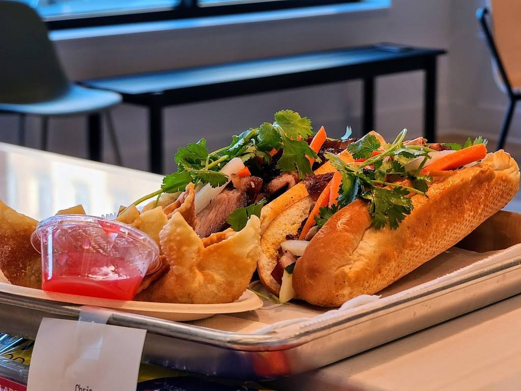 Red Lantern | restaurant | 3618 Farnam St, Omaha, NE 68131, USA | 4022358366 OR +1 402-235-8366