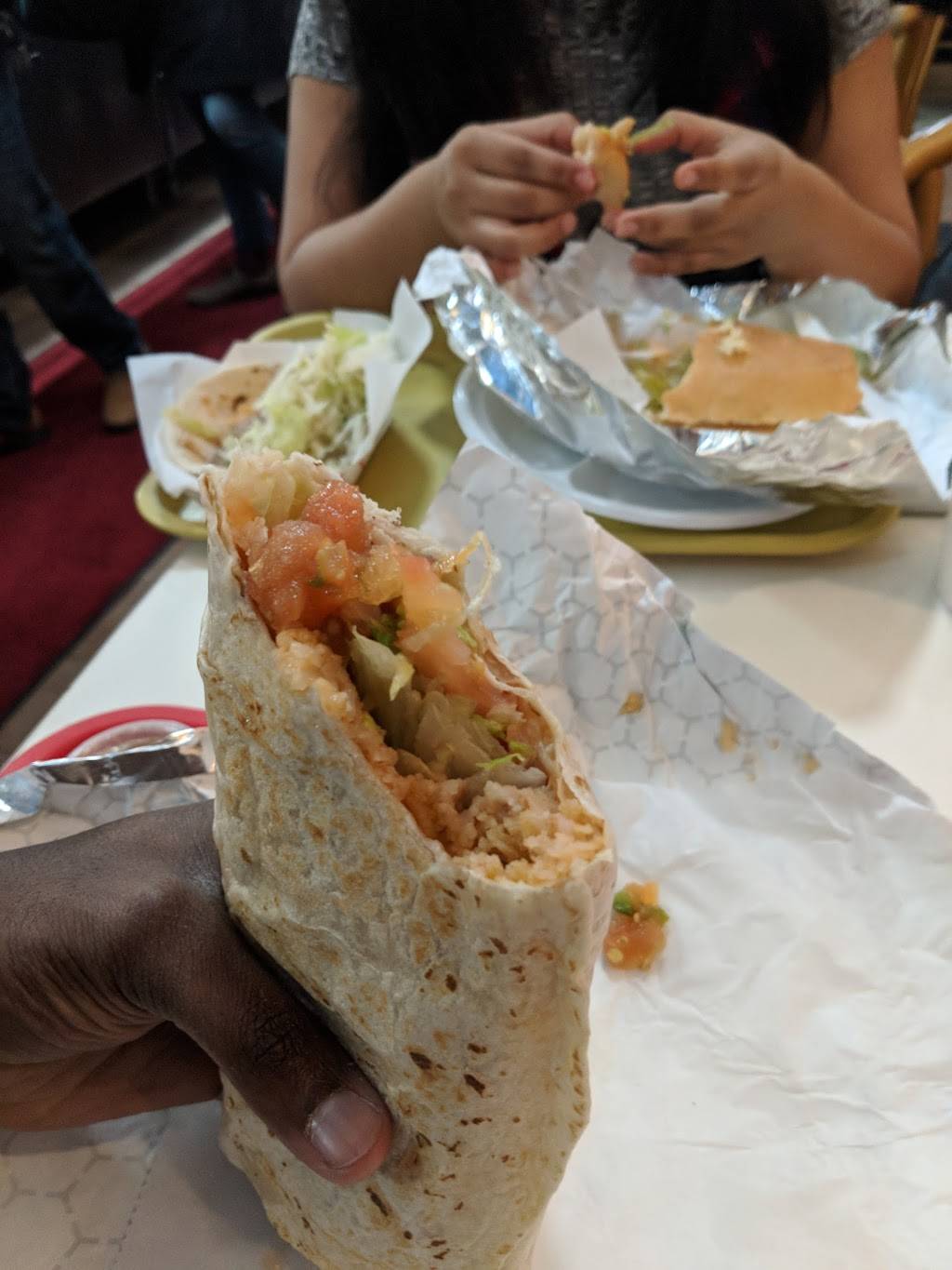 Taqueria El Milagro | restaurant | 1923 S Blue Island Ave, Chicago, IL 60608, USA | 3124337620 OR +1 312-433-7620