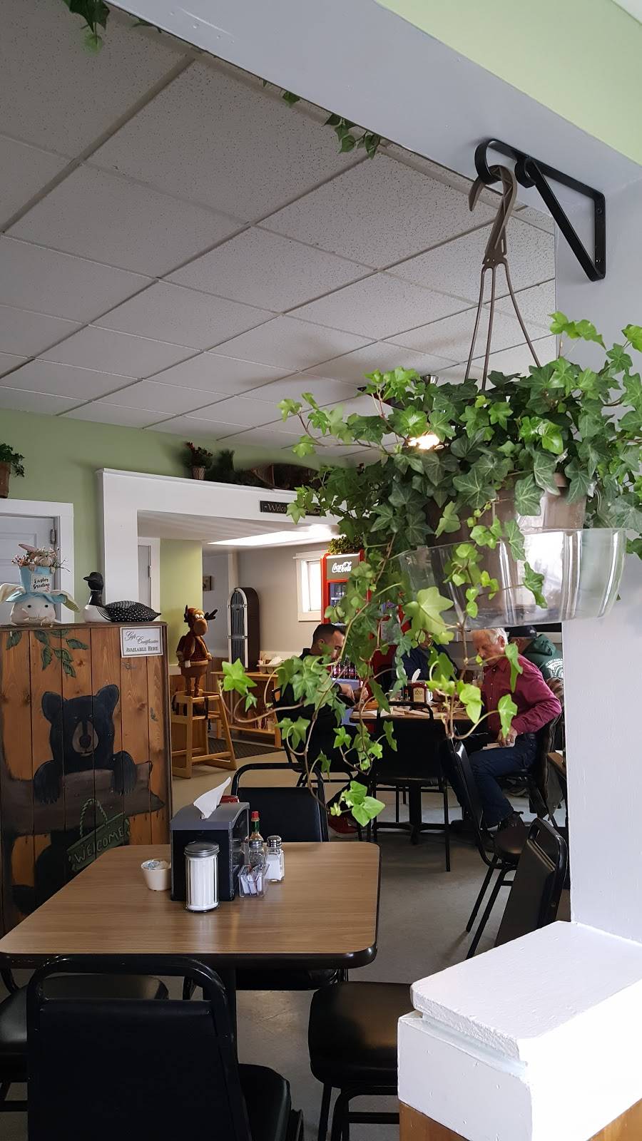 Great Scott Family Diner | restaurant | 1557 Bridgton Rd, Westbrook, ME 04092, USA | 2075910513 OR +1 207-591-0513