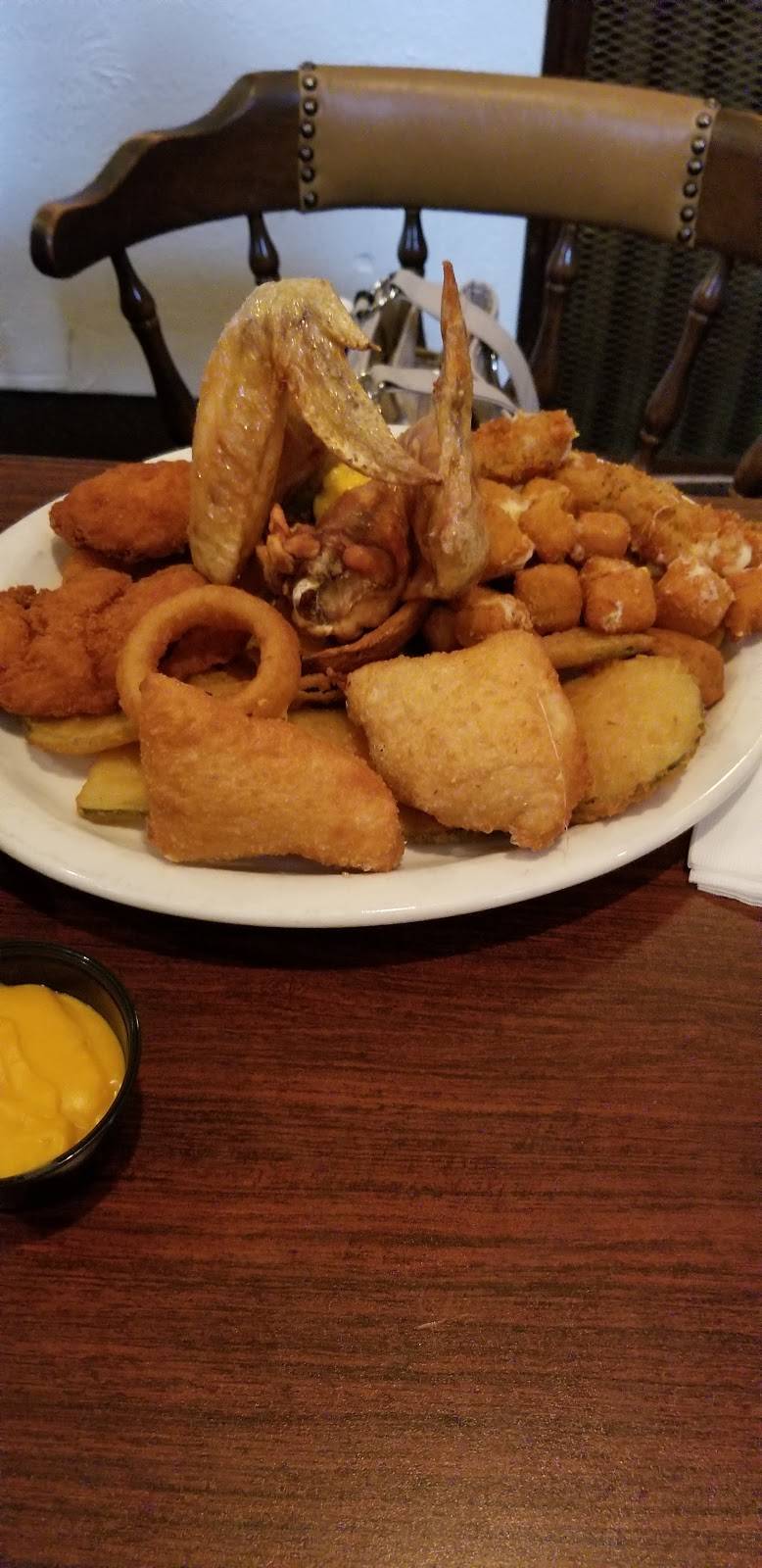 Max n Odis | restaurant | 500 Monongahela Ave, Glassport, PA 15045, USA | 4128724247 OR +1 412-872-4247