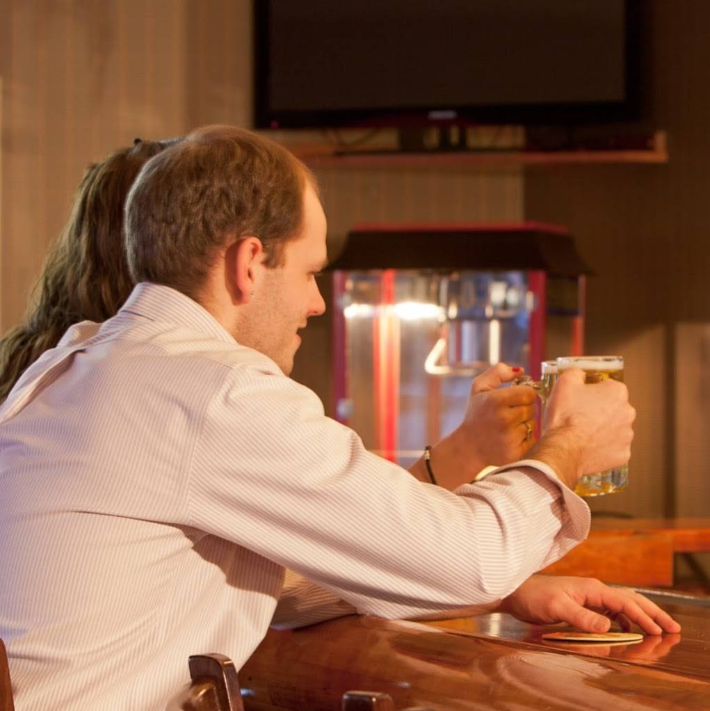 Gils Bar & Grill | restaurant | 793 VT-5A, Orleans, VT 05860, USA | 8025254123 OR +1 802-525-4123