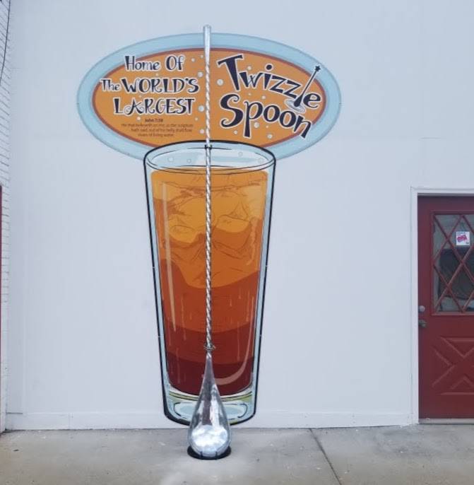 Brownies Place | restaurant | 111 S Central Ave, Casey, IL 62420, USA | 2176090048 OR +1 217-609-0048