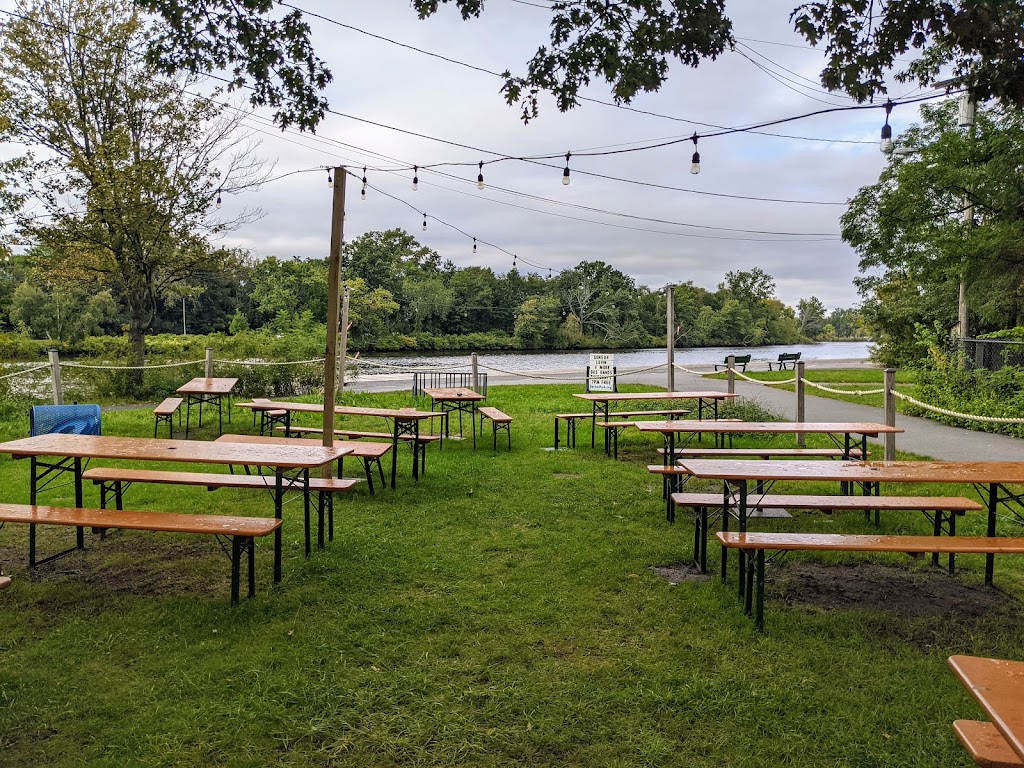 Night Shift Owls Nest Allston | restaurant | BOST-2200577000, Boston, MA 02134, USA | 6172944233 OR +1 617-294-4233