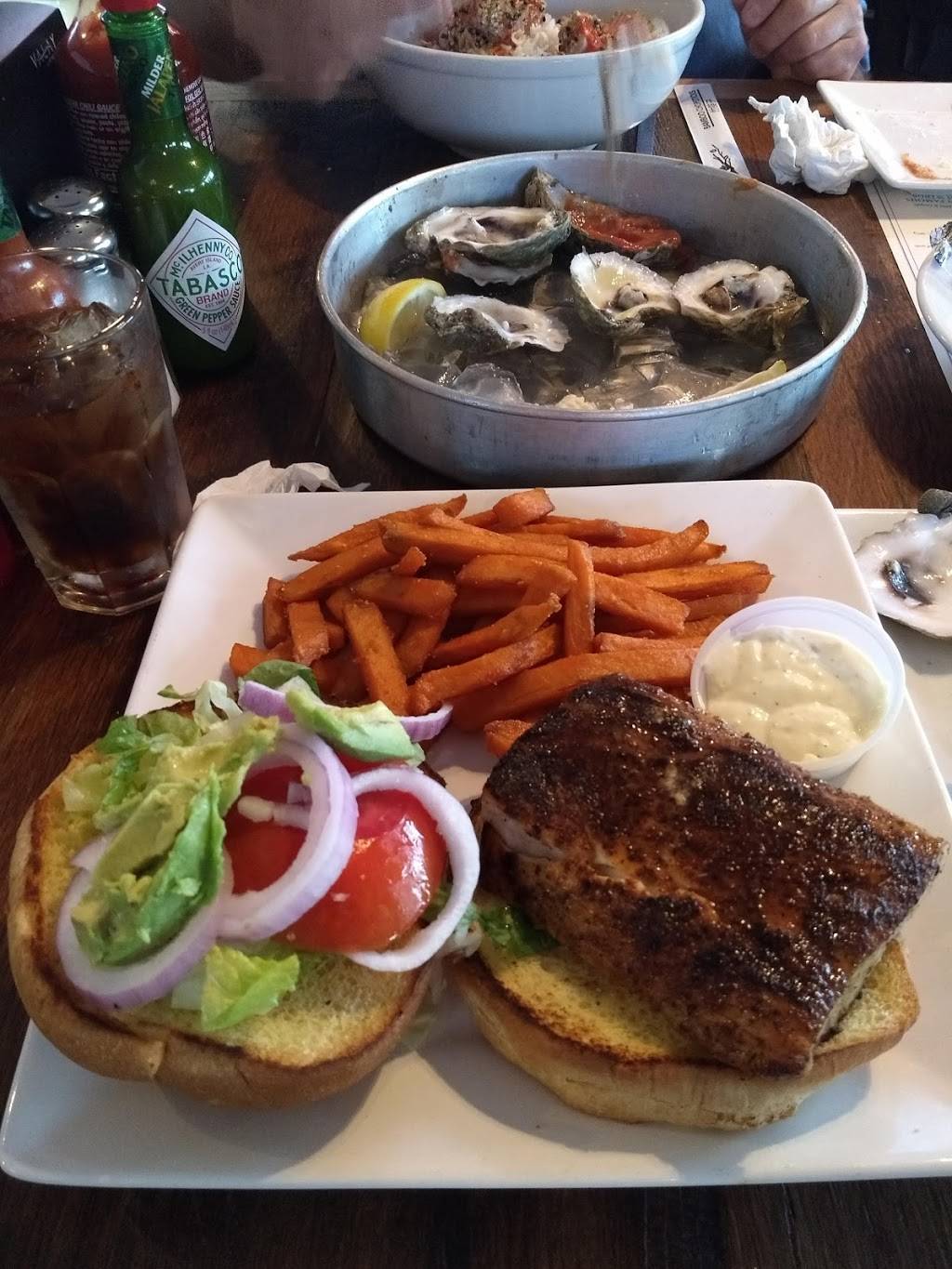 Bunkys Raw Bar & Seafood Grill | restaurant | 2372 N Hwy A1A, Indialantic, FL 32903, USA | 3217772526 OR +1 321-777-2526