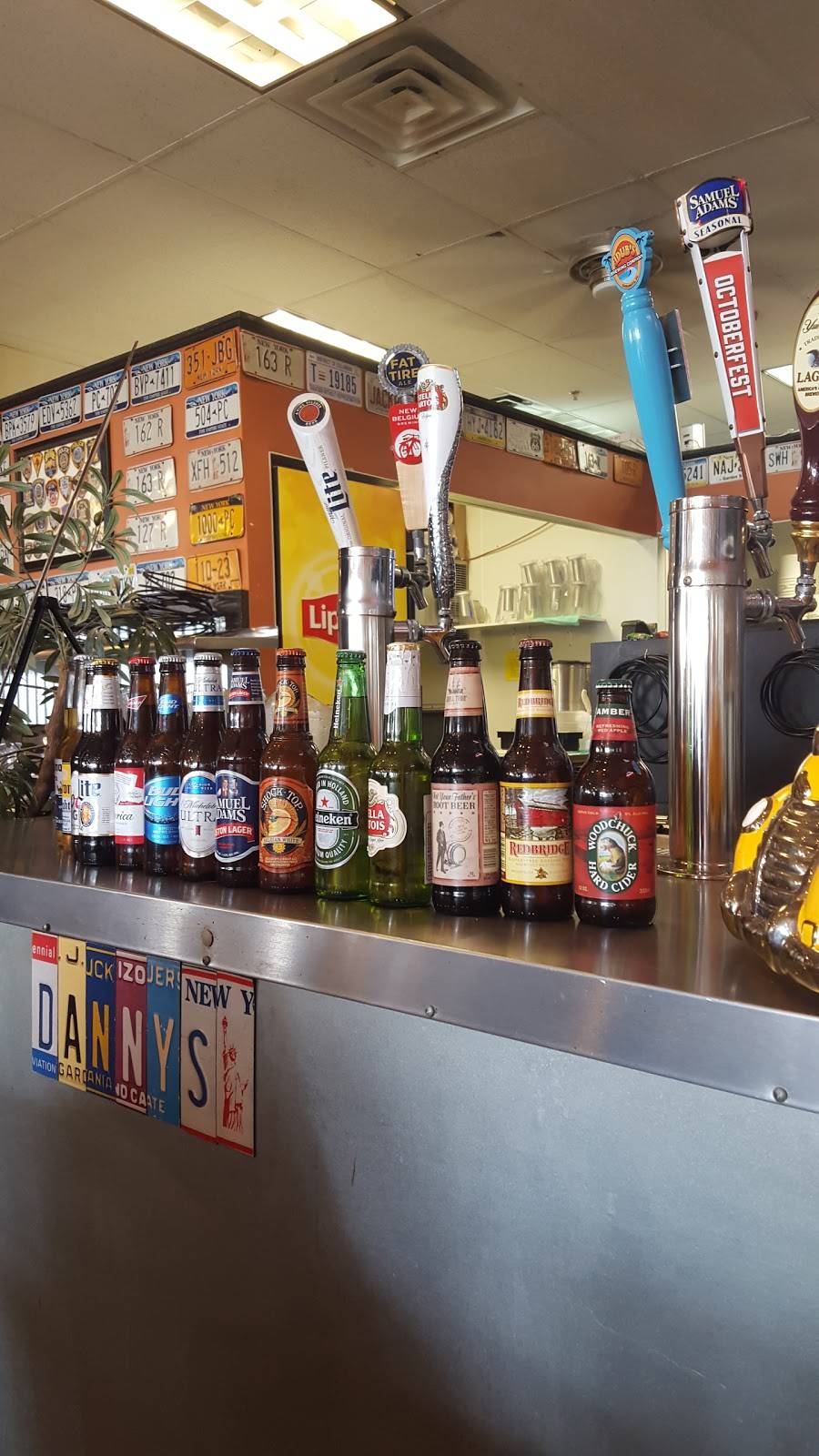 Dannys Pizzeria | restaurant | 7220 Manatee Ave W, Bradenton, FL 34209, USA | 9417951111 OR +1 941-795-1111