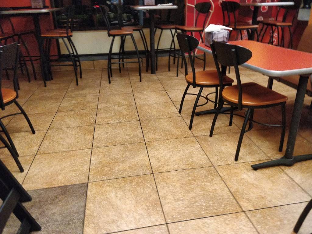 Jack in the Box | restaurant | 6100 Howdershell Rd, Hazelwood, MO 63042, USA | 3148951716 OR +1 314-895-1716