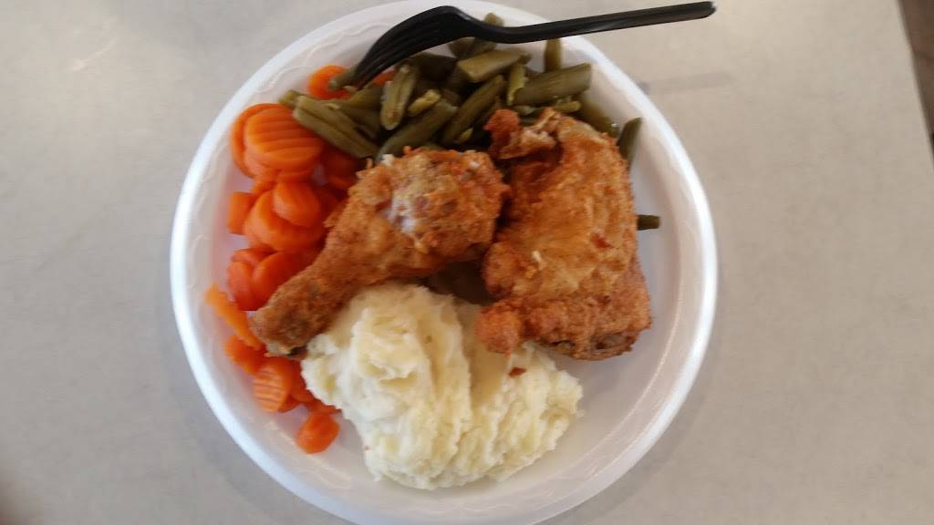 KFC | restaurant | 7604 IN-60, Sellersburg, IN 47172, USA | 8122463314 OR +1 812-246-3314