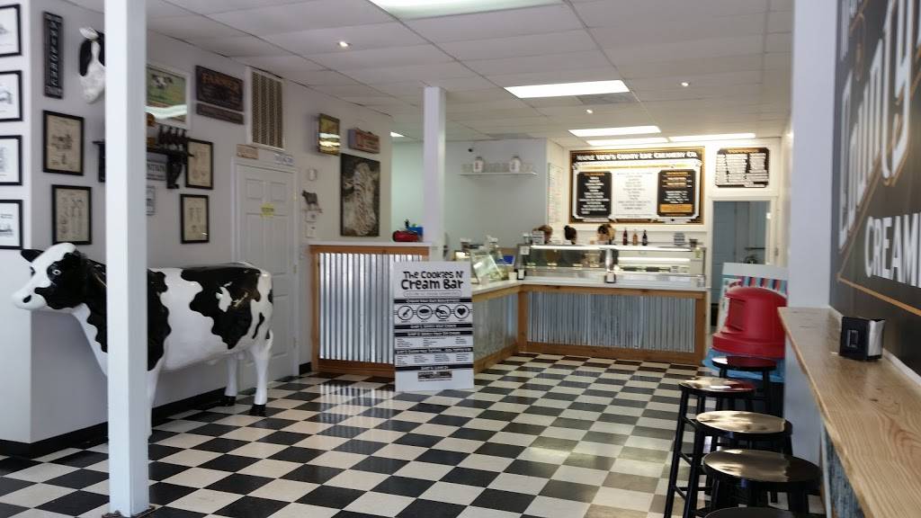 Maple Views County Line Creamery Company | restaurant | 113 E Main St, Gibsonville, NC 27249, USA | 3364466515 OR +1 336-446-6515