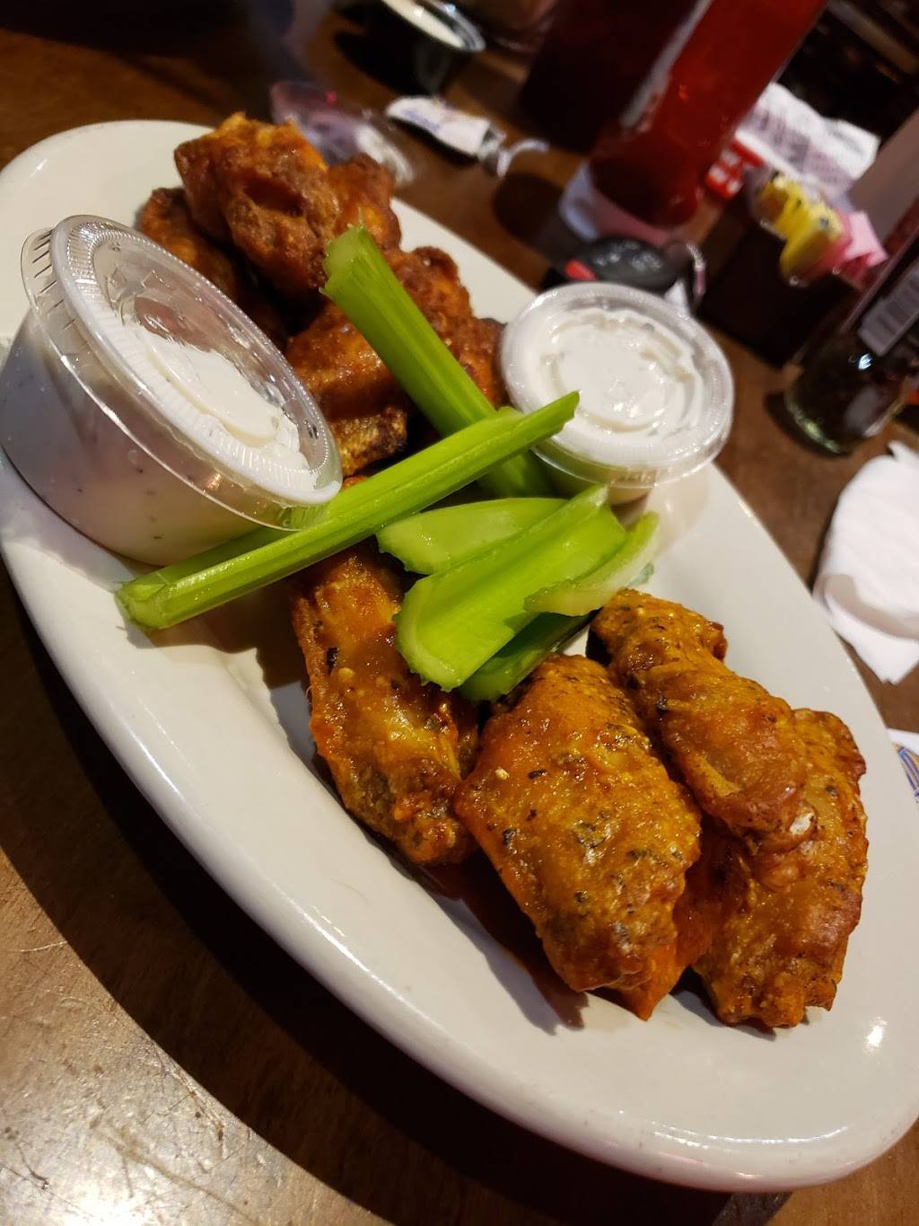 Wild Wing Cafe | cafe | 5530 Windward Pkwy, Alpharetta, GA 30004, USA | 6789909464 OR +1 678-990-9464