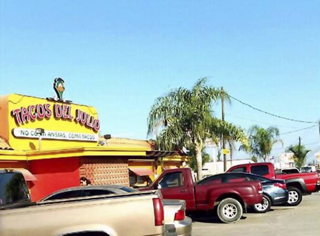 Tacos Del Julio - Airline | restaurant | 10719 Airline Dr, Houston, TX 77037, USA | 2812600660 OR +1 281-260-0660