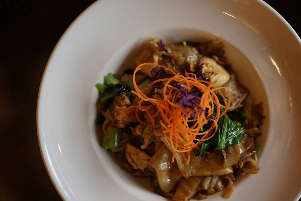 RaCha Thai Cuisine | restaurant | 255 Main St, Huntington, NY 11743, USA | 6318246881 OR +1 631-824-6881