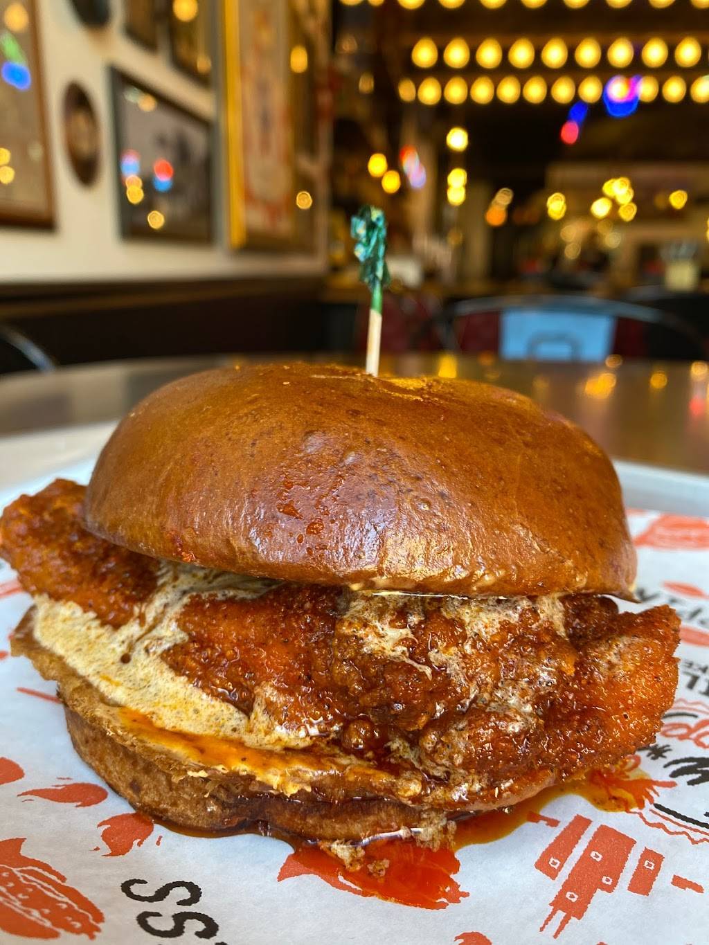 Fry the Coop | restaurant | 1529 W Chicago Ave, Chicago, IL 60642, USA | 3126006198 OR +1 312-600-6198