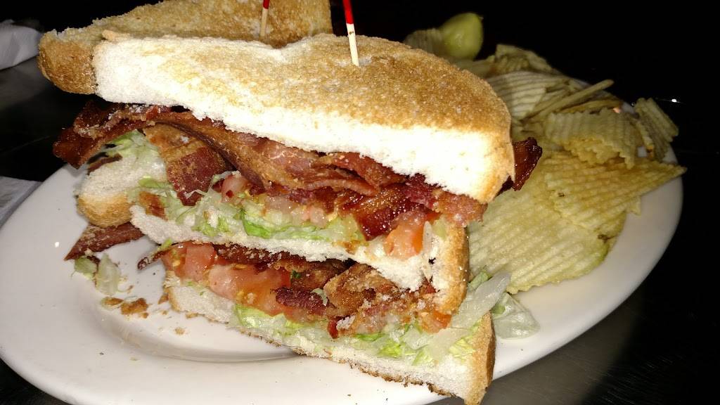 Slim & Chubbys Strongsville | restaurant | 12492 Prospect Rd, Strongsville, OH 44149, USA | 4405727546 OR +1 440-572-7546