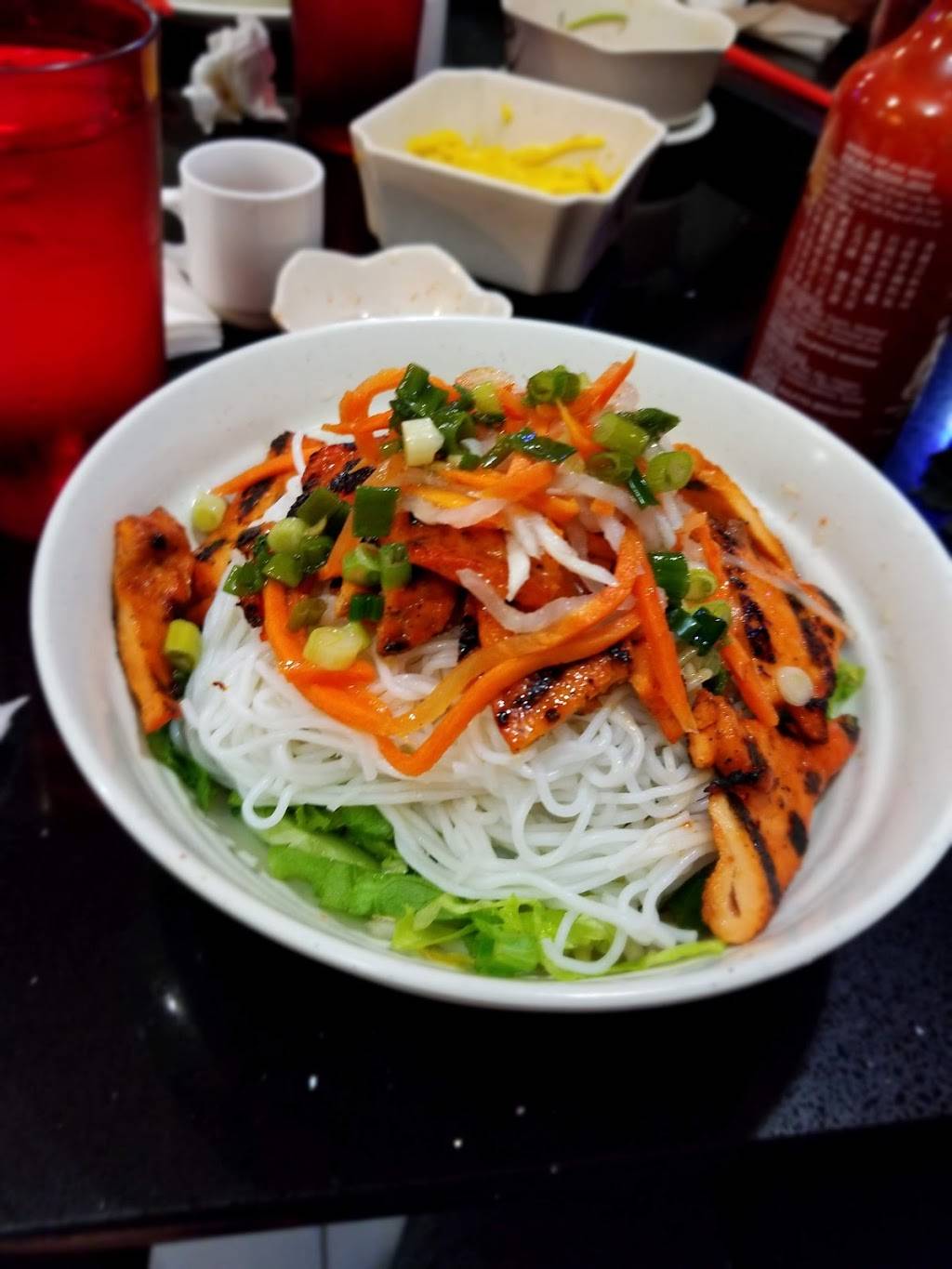 Pho Hong | restaurant | 325 N Winooski Ave, Burlington, VT 05401, USA | 8028658031 OR +1 802-865-8031