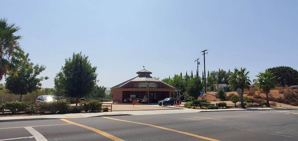 Victoria Grove Produce Market | restaurant | 12261 Blackburn Rd, Riverside, CA 92503, USA | 9518880305 OR +1 951-888-0305