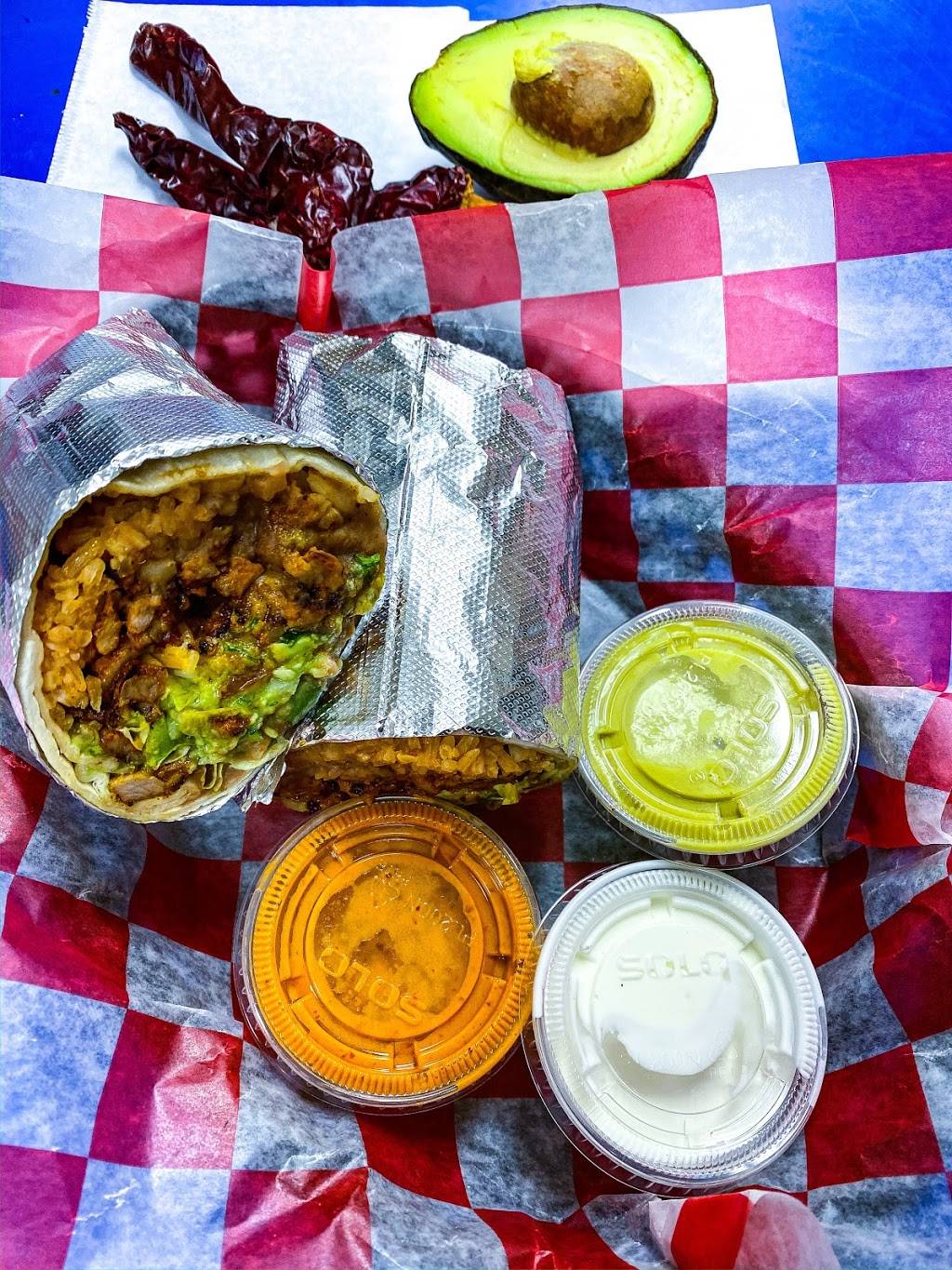 La Maria Taqueria | restaurant | 1690 McKnight Rd N, Maplewood, MN 55109, USA | 6513369557 OR +1 651-336-9557