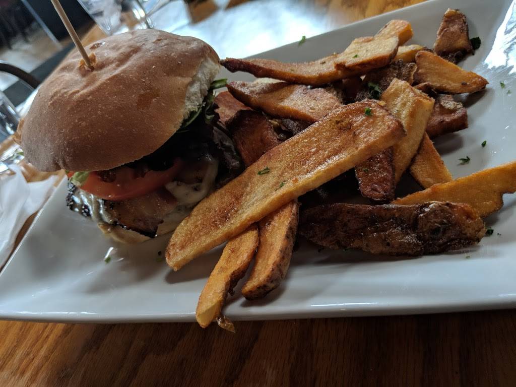 Alchemy | restaurant | 1980 Atwood Ave, Madison, WI 53704, USA | 6082047644 OR +1 608-204-7644