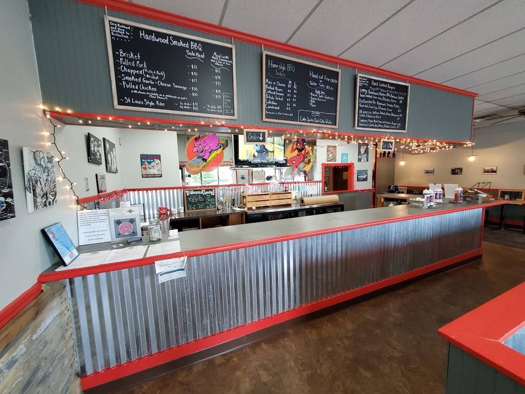 Bonetown Burgers & BBQ | restaurant | 39 Phenix Ave, Cranston, RI 02920, USA | 4012700714 OR +1 401-270-0714