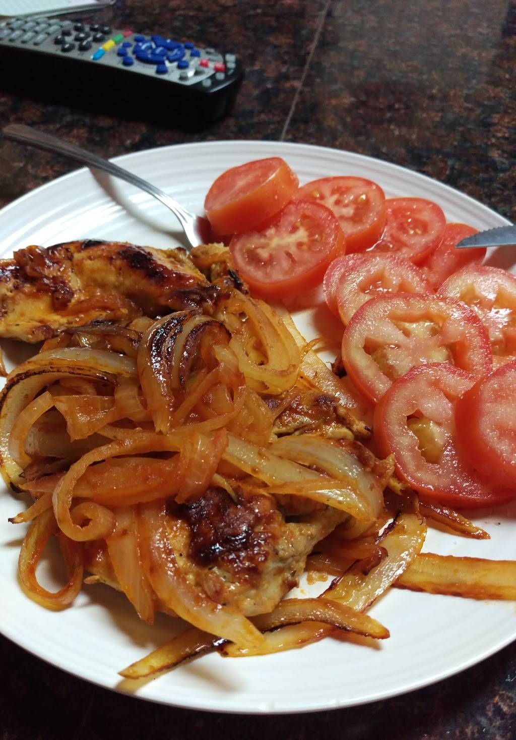 Mmabes Cafe | restaurant | 261 NE 8th St, Homestead, FL 33033, USA | 7864043724 OR +1 786-404-3724