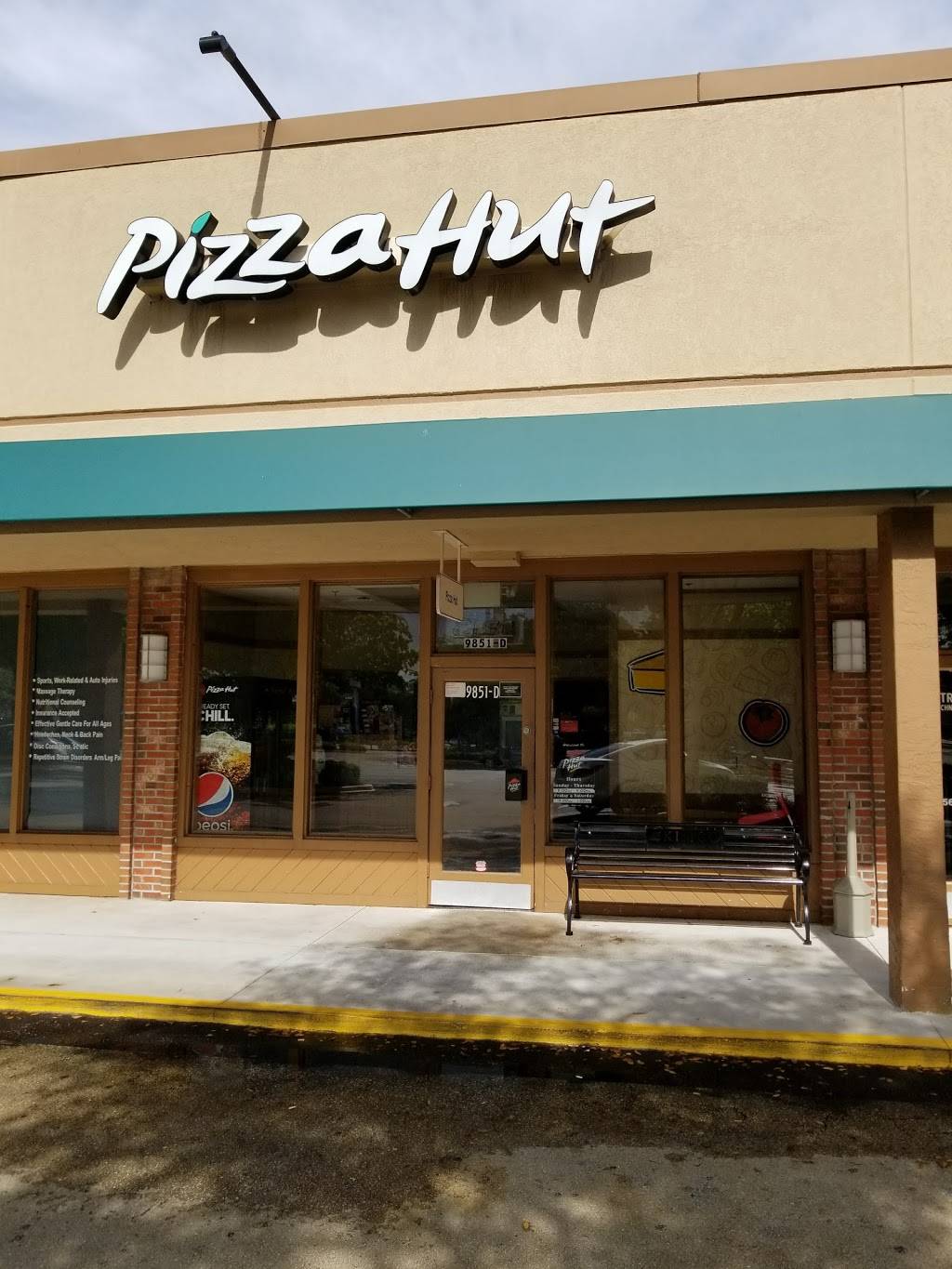 Pizza Hut | meal takeaway | 9851 S Military Trail D, Boynton Beach, FL 33436, USA | 5613697111 OR +1 561-369-7111
