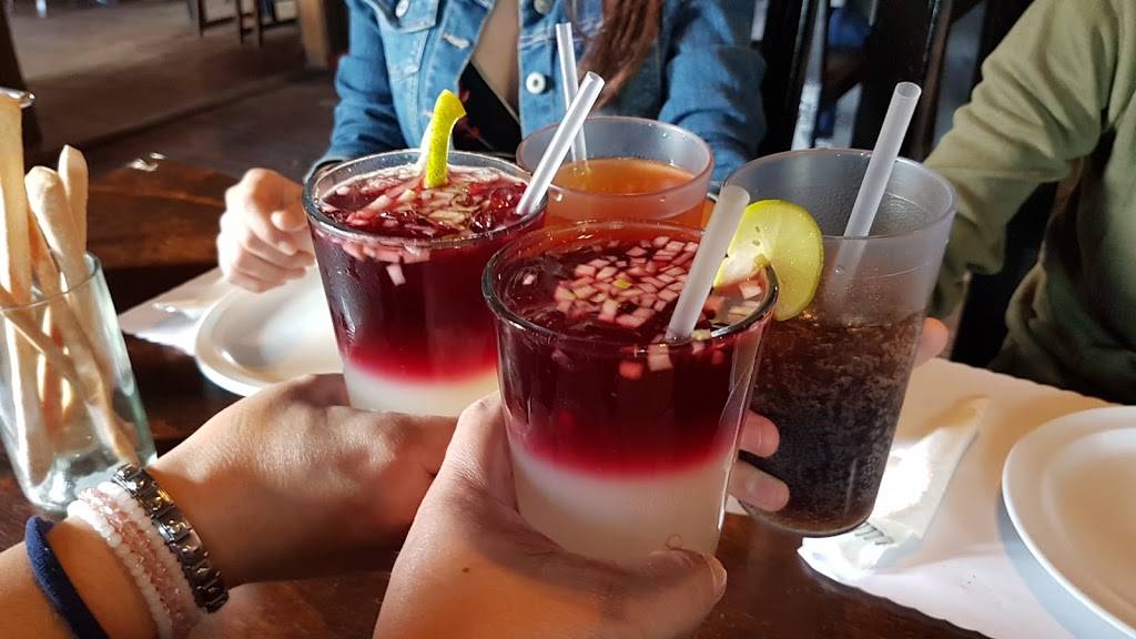 Ochentos Pizza Valle Dorado | restaurant | Av. Topacio y, Blvrd Estancia #500, Valle Dorado, 22890 Ensenada, B.C., Mexico | 016461735927 OR +52 646 173 5927