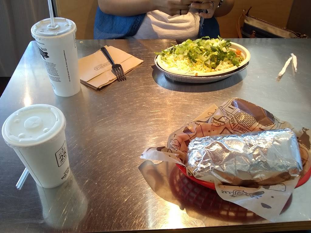 Chipotle Mexican Grill | restaurant | 2558 W Schaumburg Rd, Schaumburg, IL 60194, USA | 8478398580 OR +1 847-839-8580