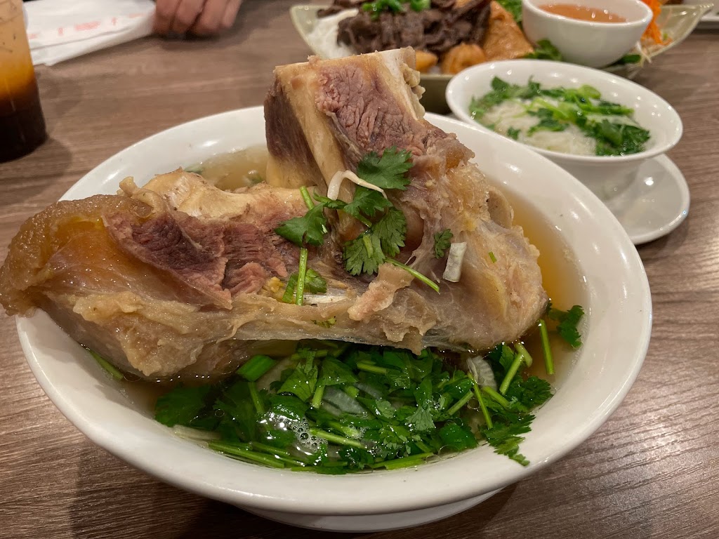 Bone & Broth - Vietnamese Pho Cuisine | restaurant | 4320 Mills Cir Suite A, Ontario, CA 91764, USA | 9094817272 OR +1 909-481-7272