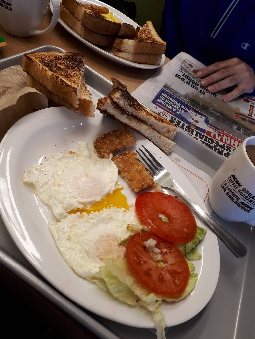 A&W Canada | restaurant | 2485 Boulevard Sainte-Anne, Québec, QC G1J 1Y4, Canada | 5819812901 OR +1 581-981-2901