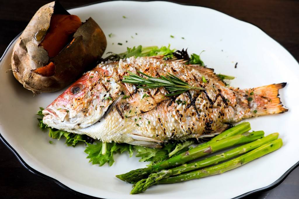 Speaks Clam Bar - Seafood - St Armands | restaurant | 29 S Boulevard of the Presidents, Sarasota, FL 34236, USA | 9412327633 OR +1 941-232-7633