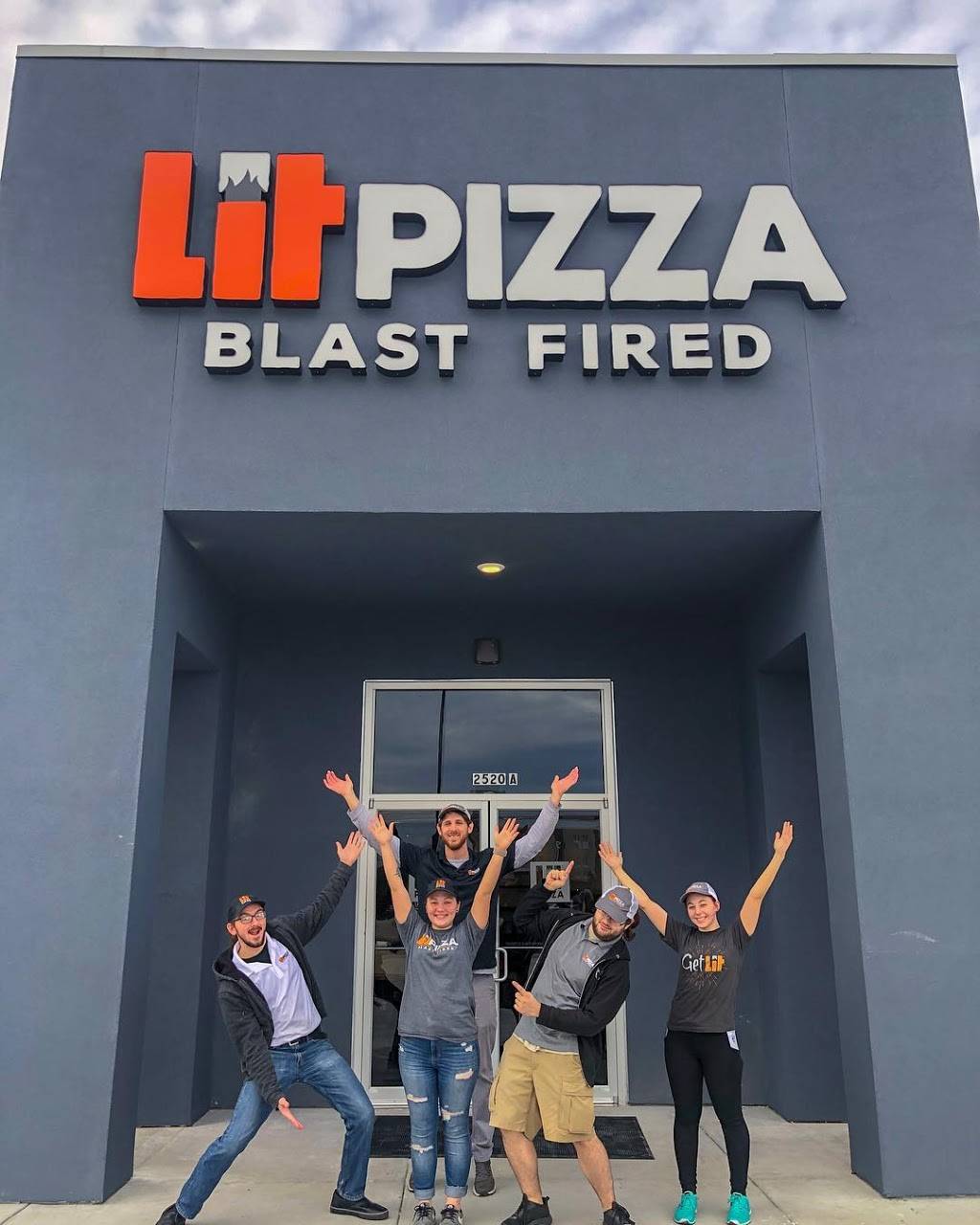 Lit Pizza - Outfitters Dr. | restaurant | 2520 W Outfitters Dr Ste A, Gonzales, LA 70737, USA | 2254246144 OR +1 225-424-6144
