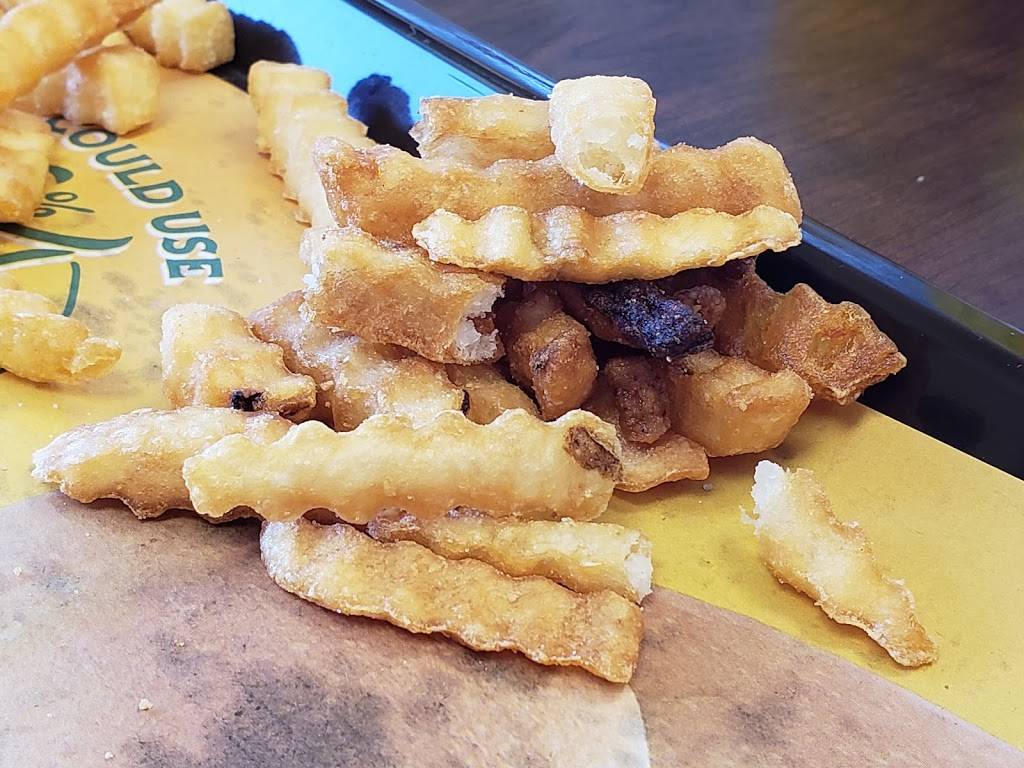 Runza Restaurant | restaurant | 900 Park Dr, Springfield, NE 68059, USA | 4022532303 OR +1 402-253-2303