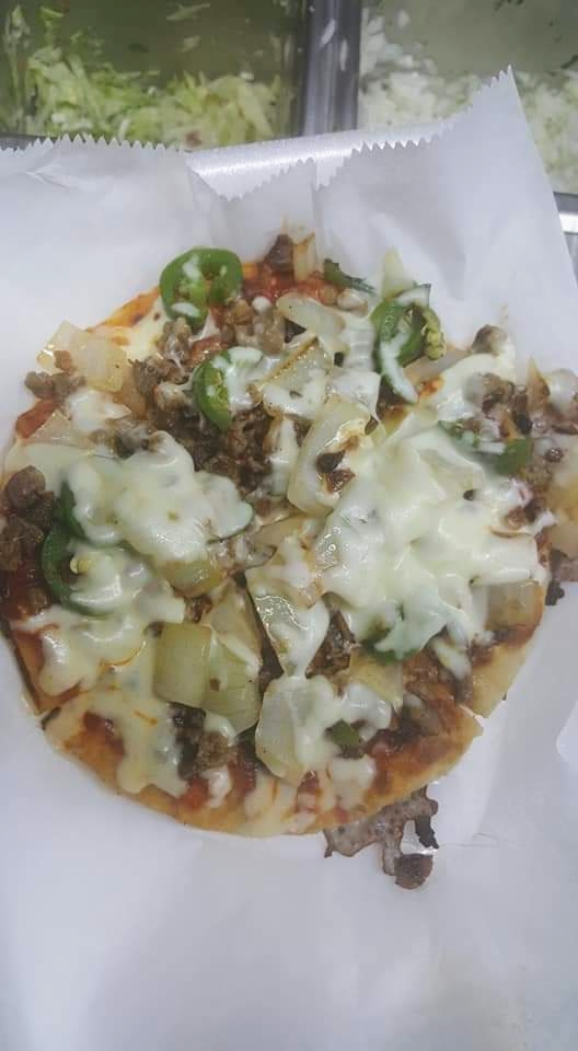 Taqueria Campechano | restaurant | 2700 W National Ave, Milwaukee, WI 53215, USA | 4146283855 OR +1 414-628-3855