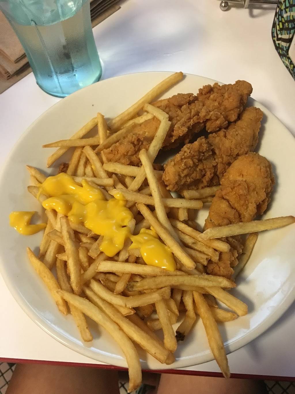 Steak n Shake | restaurant | 9431 Philips Hwy, Jacksonville, FL 32256, USA | 9045199913 OR +1 904-519-9913