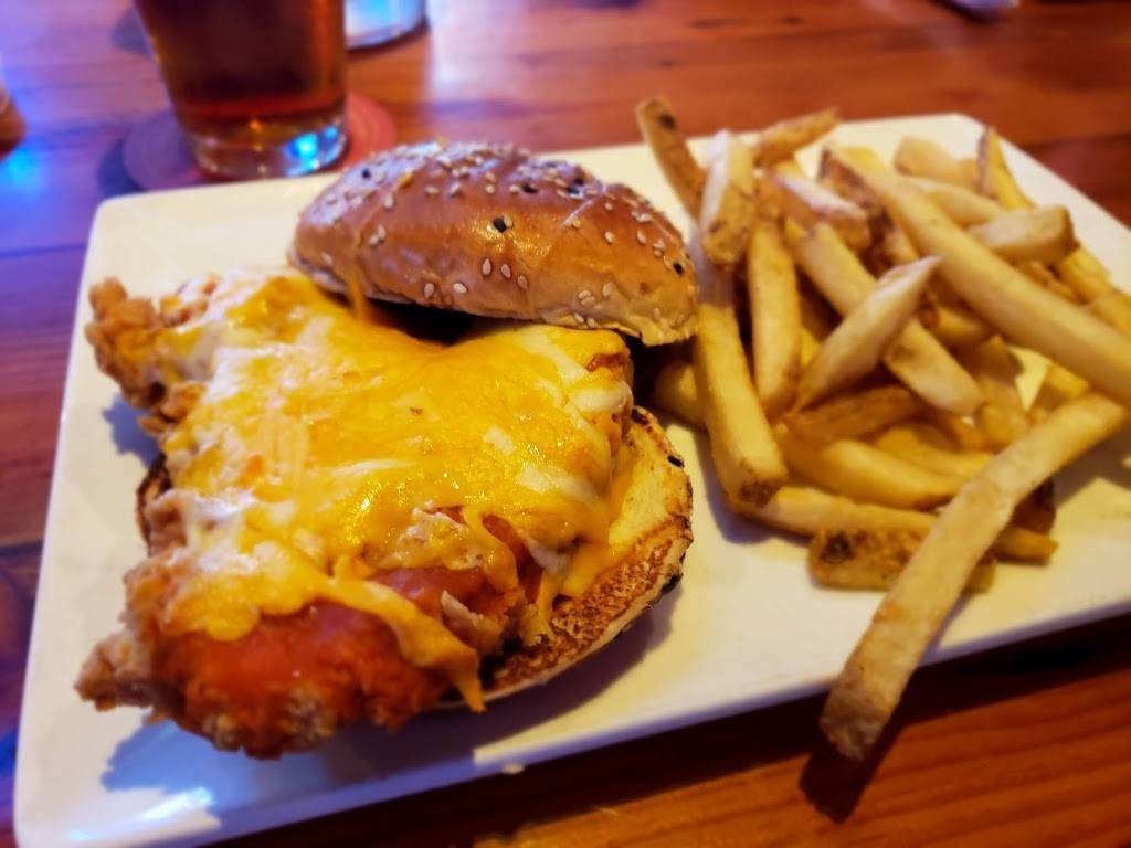 Millers Ale House - Orlando Florida Mall | restaurant | 1667 Florida Mall Ave, Orlando, FL 32809, USA | 4072404080 OR +1 407-240-4080