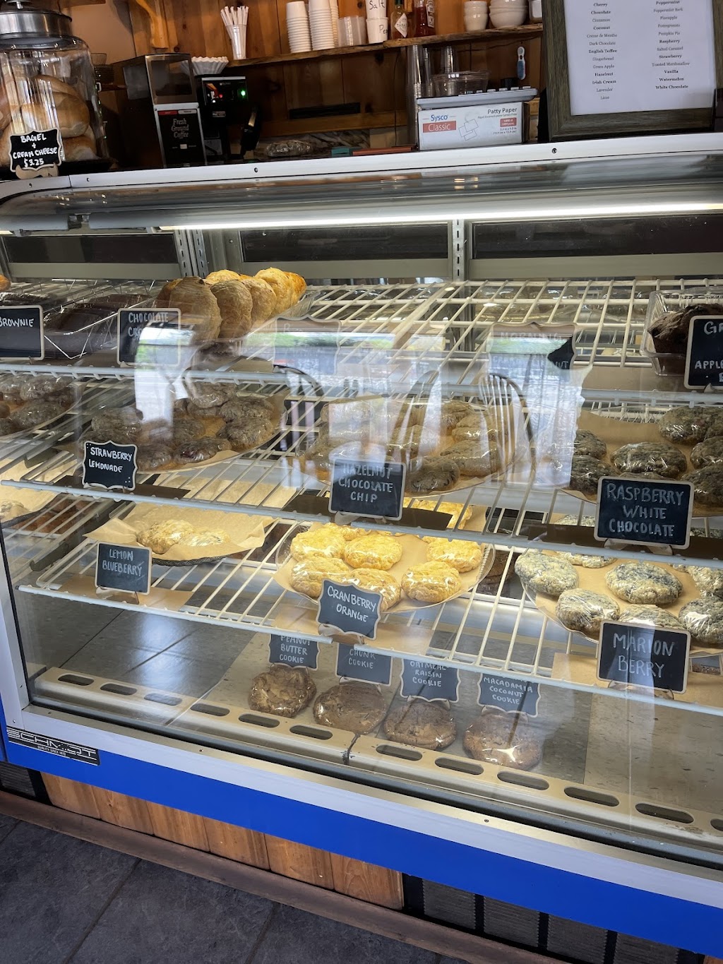 Rosies Mountain Coffee House | cafe | 647 NE Santiam Blvd, Mill City, OR 97360, USA | 5038972378 OR +1 503-897-2378