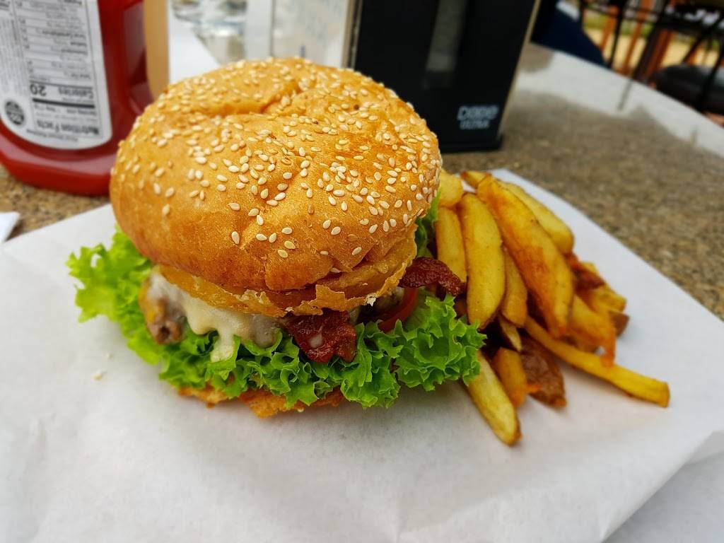 Urban Pirate Burgers | restaurant | Popotla 28232, Villas de Rosarito, 22710 Rosarito, B.C., Mexico | 016644120867 OR +52 664 412 0867