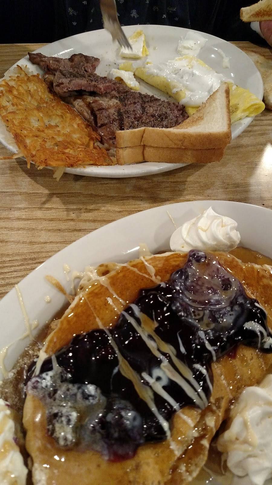 Reeses | restaurant | 471 N Keystone Ave, Sayre, PA 18840, USA | 5708888747 OR +1 570-888-8747