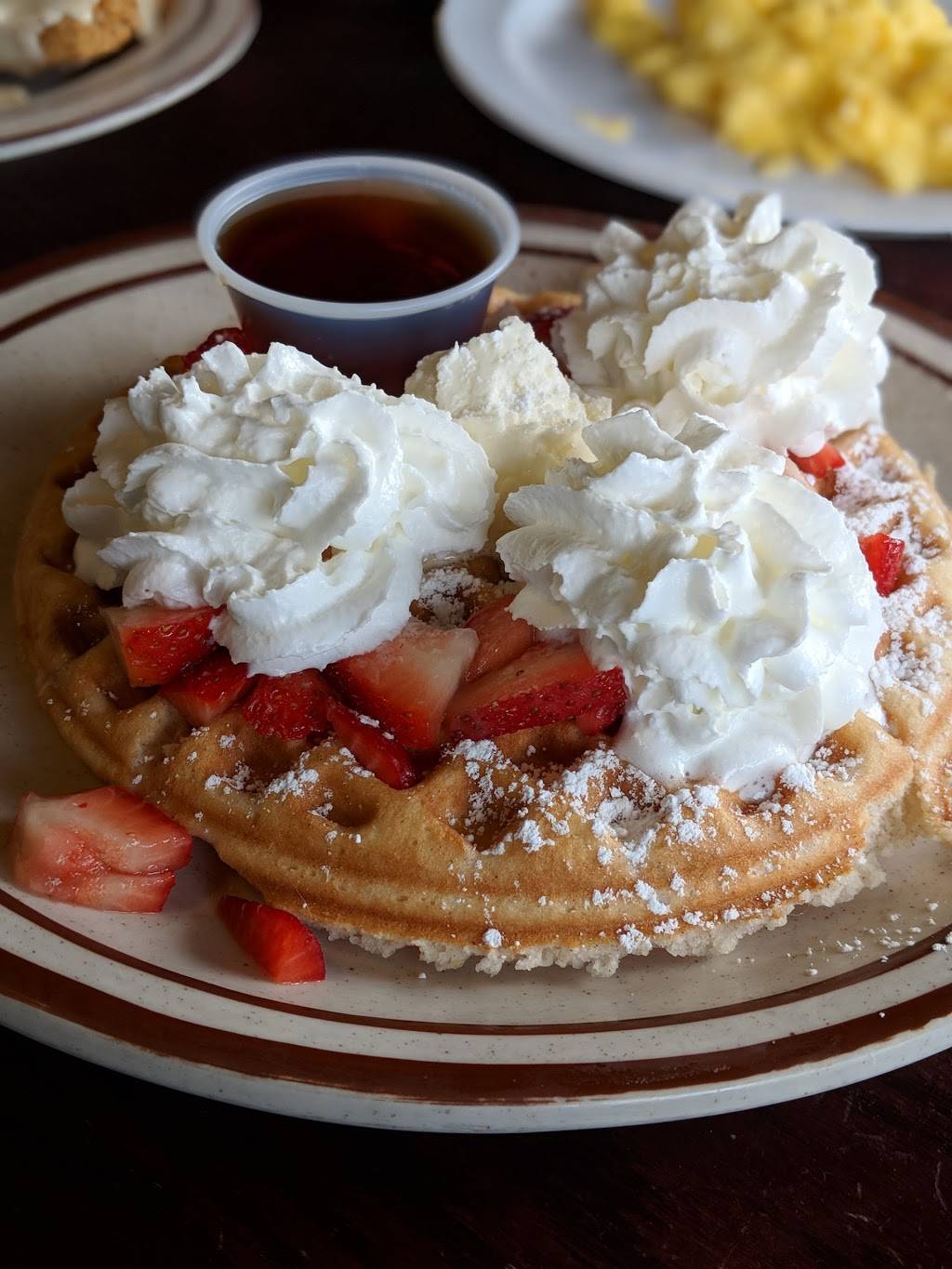 Pelton Cafe | restaurant | 194 Pelton Center Way, San Leandro, CA 94577, USA | 5104830943 OR +1 510-483-0943