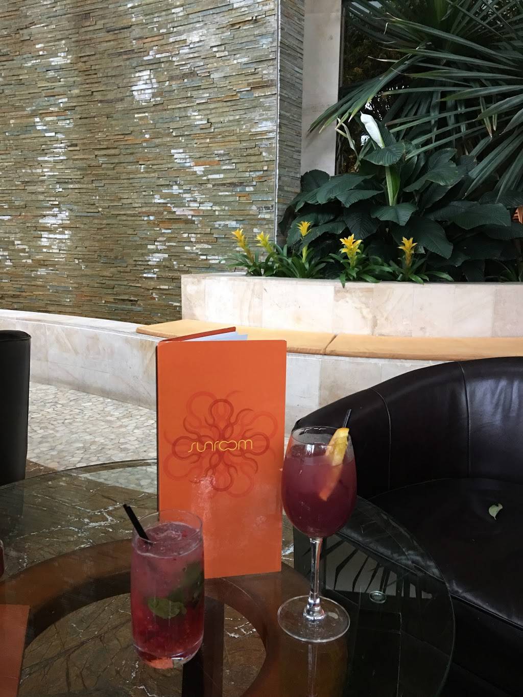 Sunroom Lounge | night club | 1 Borgata Way, Borgata Hotel, Casino & Spa, Atlantic City, NJ 08401, USA | 6093171000 OR +1 609-317-1000