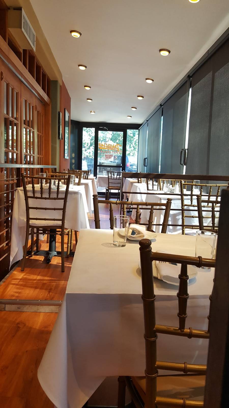 Phillies | restaurant | 74-02 Eliot Ave, Middle Village, NY 11379, USA | 7183971340 OR +1 718-397-1340