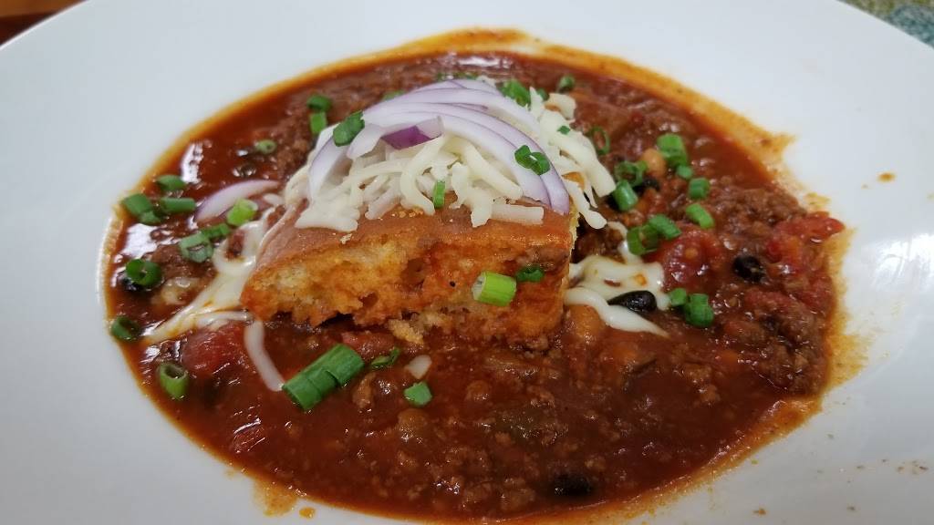 Matches Tavern | restaurant | 1 Clubhouse Dr, North Stonington, CT 06359, USA | 8884753746 OR +1 888-475-3746