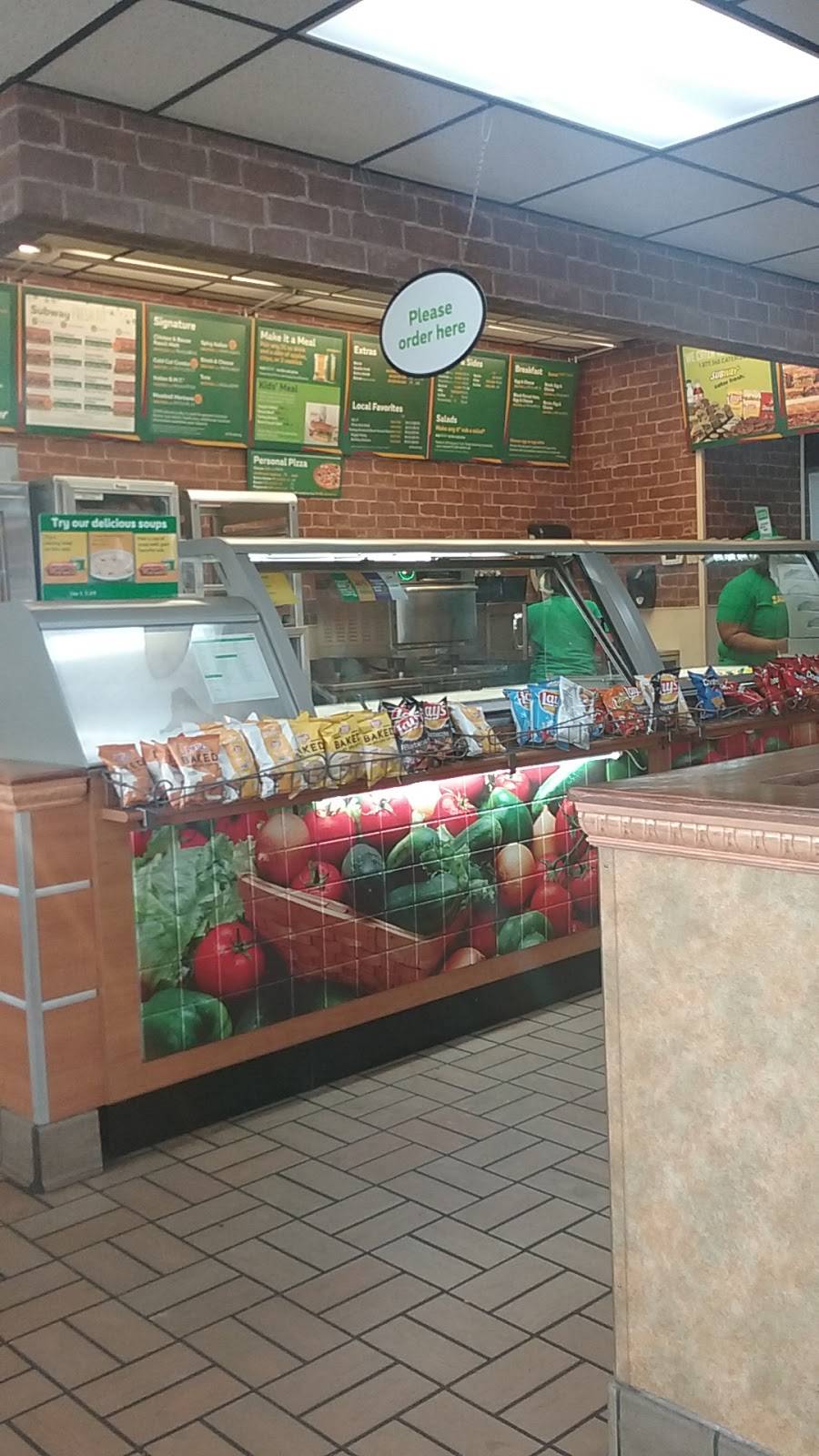 Subway | restaurant | 305 N Main St, Cedartown, GA 30125, USA | 7707489624 OR +1 770-748-9624