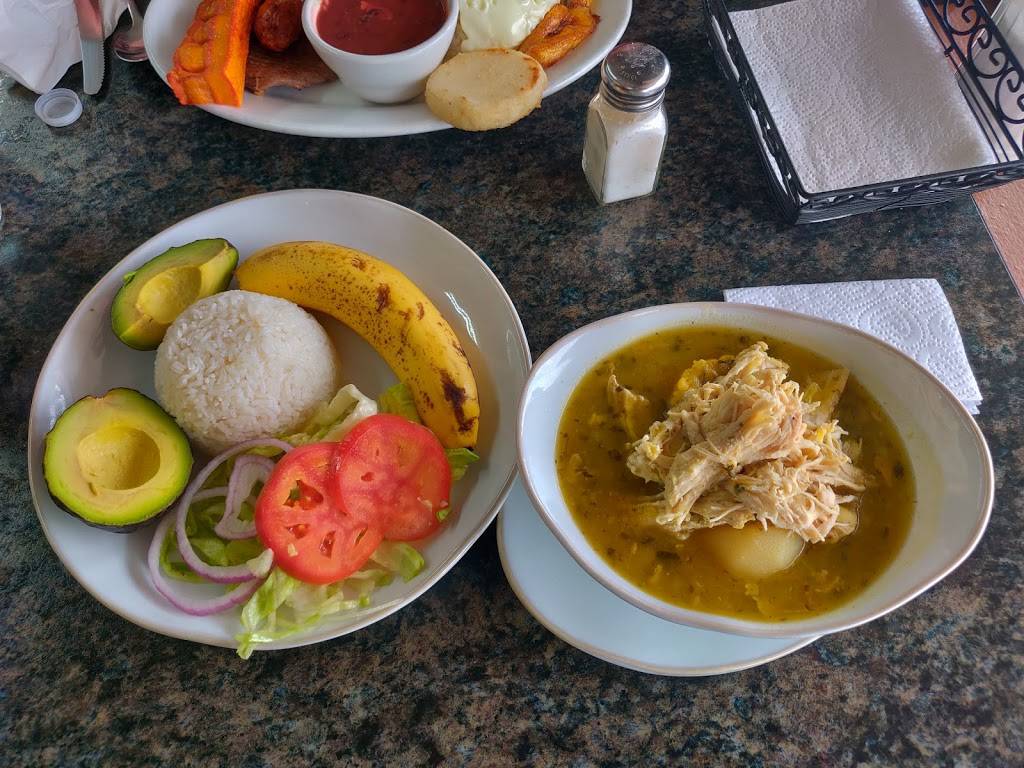 Mi Querida Colombia East | restaurant | 10438 E Colonial Dr, Orlando, FL 32817, USA | 4077044533 OR +1 407-704-4533