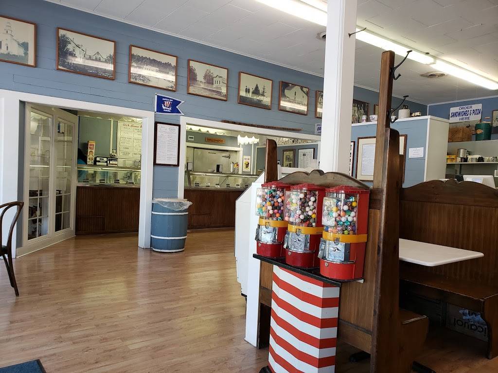 Door County Ice Cream Factory & Sandwich Shoppe | meal takeaway | 11051 WI-42, Sister Bay, WI 54234, USA | 9208549693 OR +1 920-854-9693