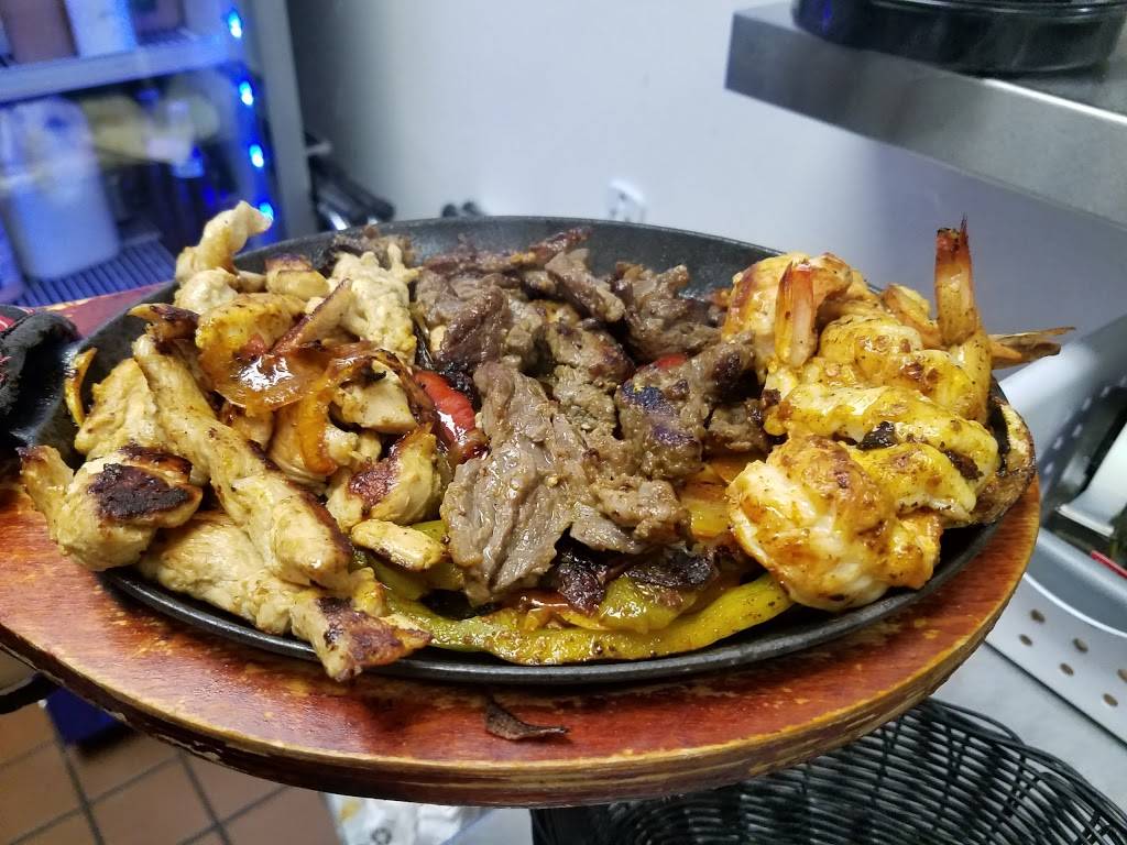 Juanchos Mexican Restaurant | restaurant | 2440 W Arrow Route, Upland, CA 91786, USA | 9096252588 OR +1 909-625-2588