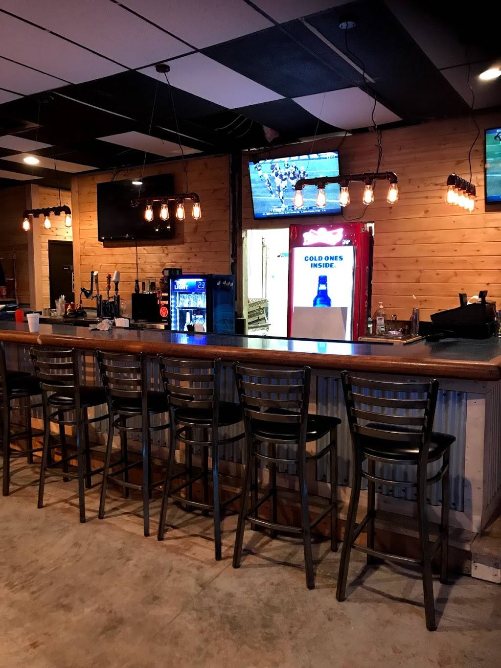 2 Monkeys Tavern | restaurant | 688 Whitlock Ave NW, Marietta, GA 30064, USA | 6785032583 OR +1 678-503-2583