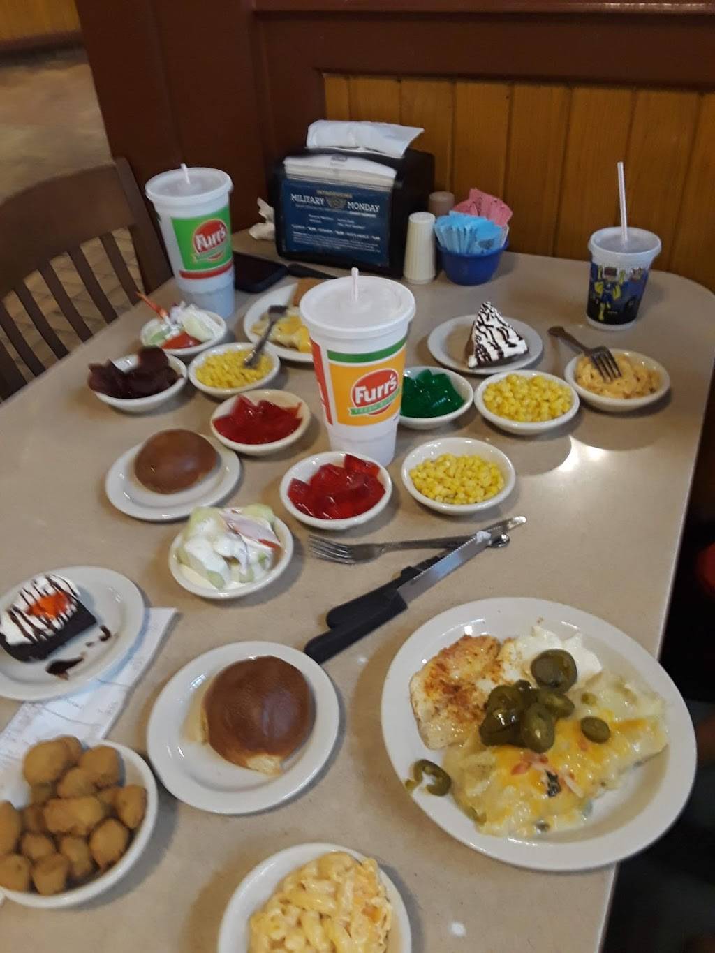 Furrs Fresh Buffet | restaurant | 6465 Samuell Blvd #234, Dallas, TX 75228, USA | 2143218070 OR +1 214-321-8070