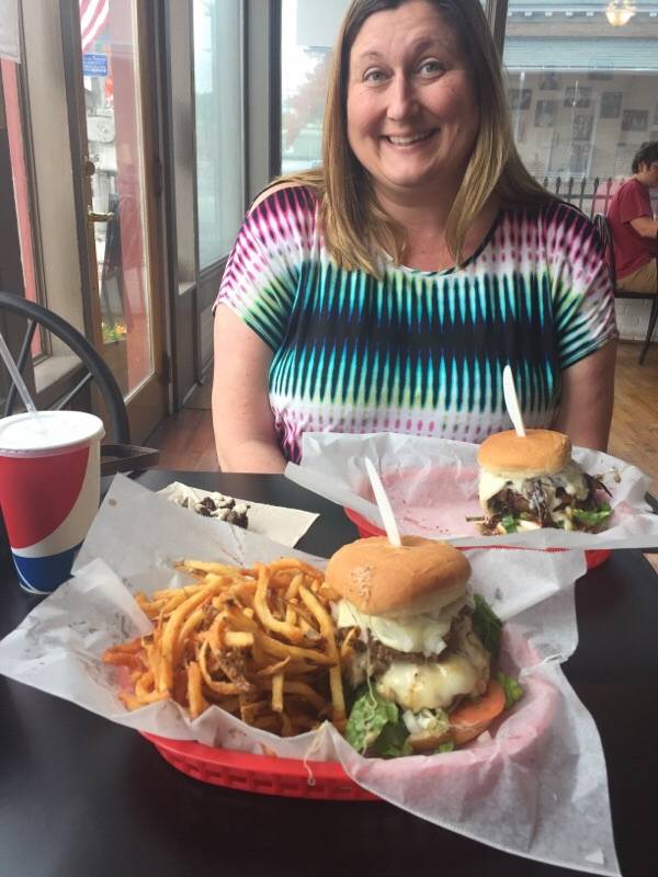 Wise Guys Burgers & More | restaurant | 118 E Main St, Orange, VA 22960, USA | 5406619794 OR +1 540-661-9794